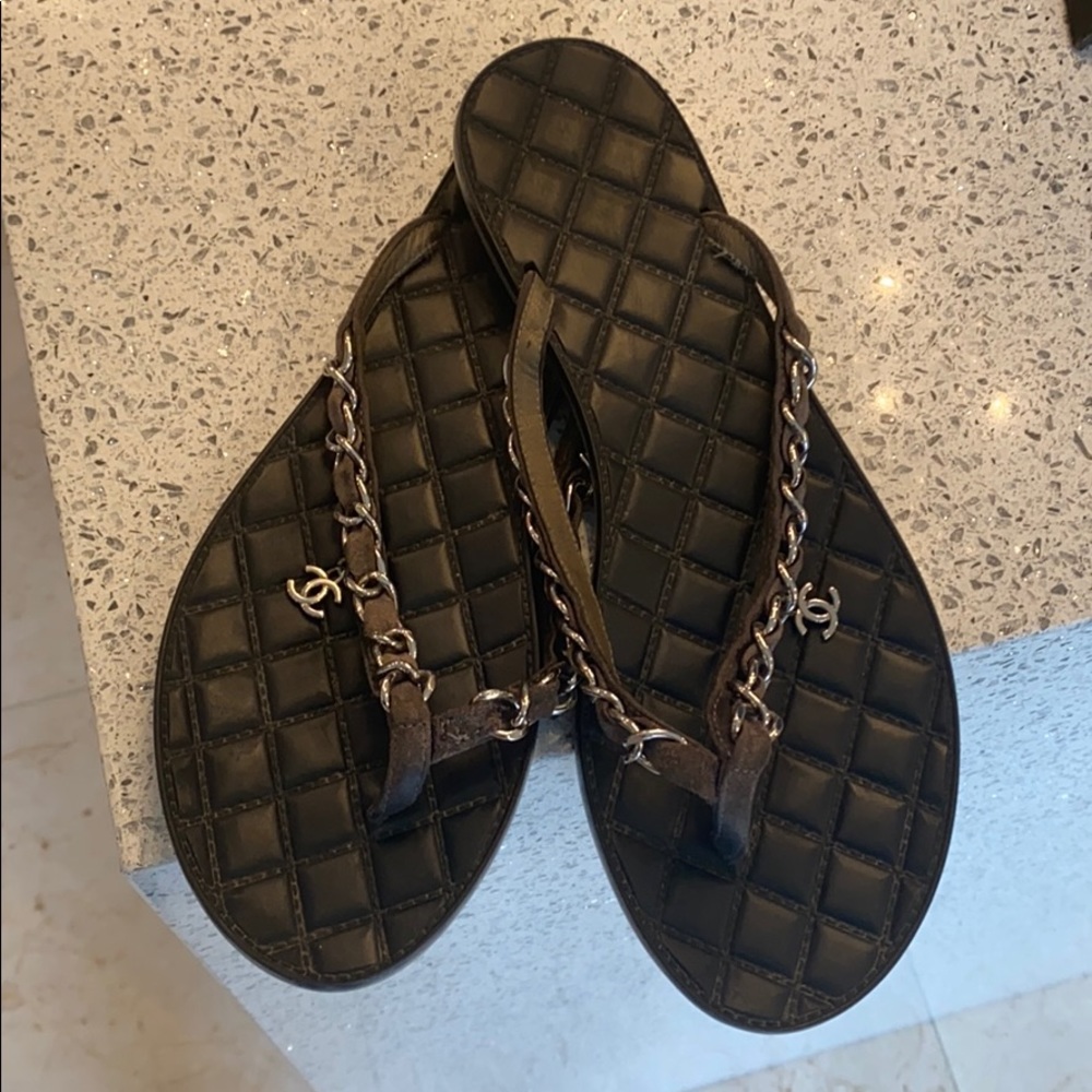 Chanel Suede Thong Sandals - Picture 7 of 7